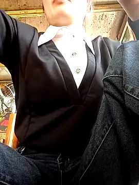 Snapshot of ngan-cute chatting on March 2, 7:15 am ngan-cute online show from March 2, 7:15 am