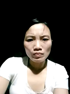 ngan-cute online show from October 4, 1:34 pm