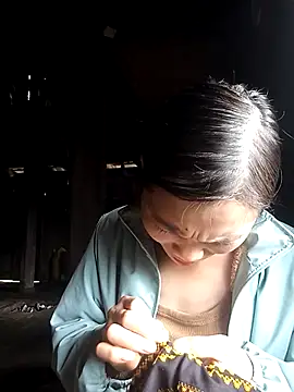 ngan-cute online show from October 29, 1:37 am