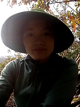 ngan-cute online show from December 3, 1:28 am