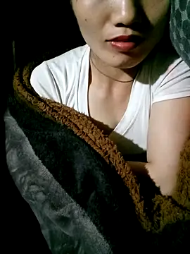 ngan-cute online show from October 25, 2:07 pm