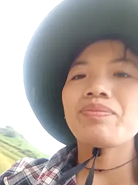 ngan-cute online show from September 12, 1:50 am