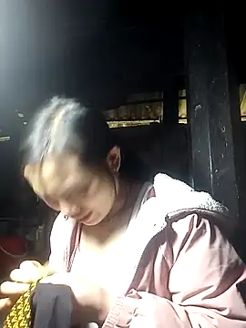 ngan-cute online show from November 7, 1:43 am