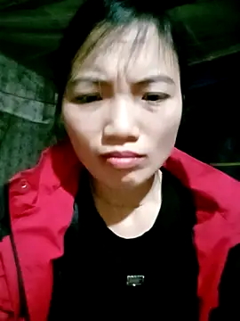 Snapshot of ngan-cute chatting on May 5, 12:24 am ngan-cute online show from May 5, 12:24 am