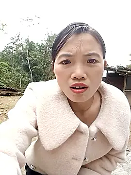 Snapshot of ngan-cute chatting on January 19, 2:15 am ngan-cute online show from January 19, 2:15 am