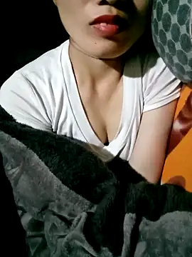 ngan-cute online show from October 25, 2:00 am