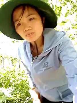 Snapshot of ngan-cute chatting on May 26, 3:15 am ngan-cute online show from May 26, 3:15 am