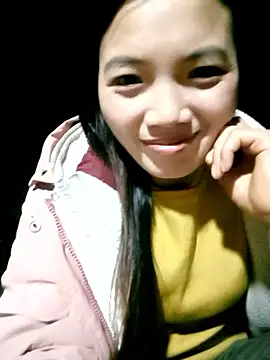 ngan-cute online show from January 10, 2:45 pm