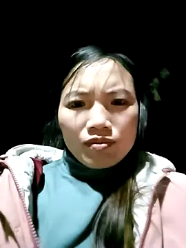 ngan-cute online show from January 7, 2:00 pm