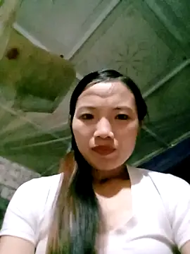 ngan-cute online show from September 18, 1:58 pm