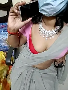 Snapshot of tamilmaha12 chatting on October 16, 9:06 am tamilmaha12 online show from October 16, 9:06 am