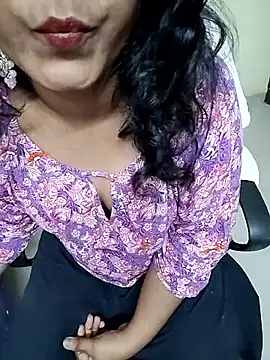 Snapshot of tamilmaha12 chatting on September 19, 4:00 pm tamilmaha12 online show from September 19, 4:00 pm