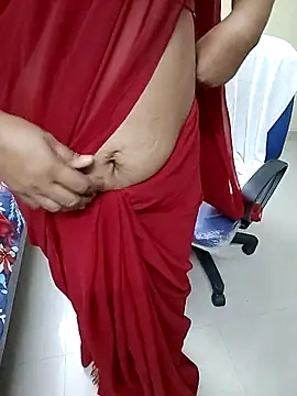 Snapshot of tamilmaha12 chatting on December 1, 5:58 pm tamilmaha12 online show from December 1, 5:58 pm