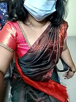 Snapshot of tamilmaha12 chatting on September 28, 8:05 pm tamilmaha12 online show from September 28, 8:05 pm