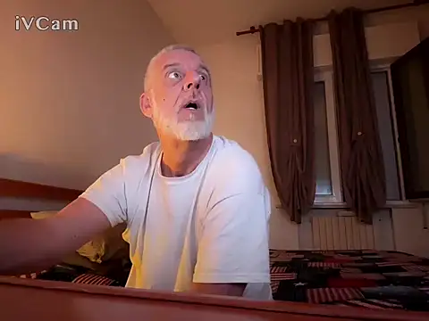 Pigna16PSRN online show from April 1, 6:05 pm