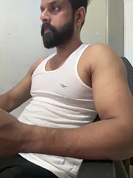 Vineeth3906 online show from April 7, 3:36 pm