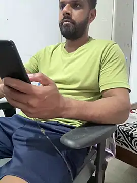 Vineeth3906 online show from June 7, 11:59 am