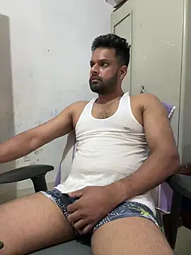 Vineeth3906 online show from May 31, 5:46 am
