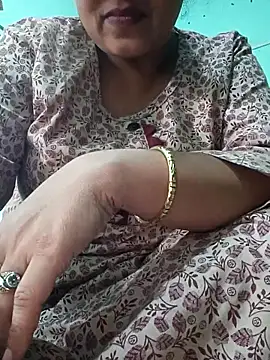 Snapshot of angel_ridhi chatting on November 29, 4:45 am angel ridhi online show from November 29, 4:45 am