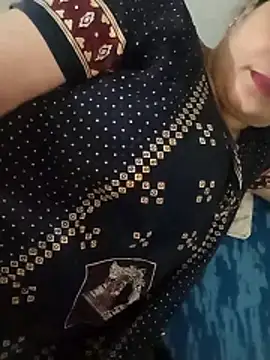 Snapshot of angel_ridhi chatting on February 12, 1:27 am angel ridhi online show from February 12, 1:27 am