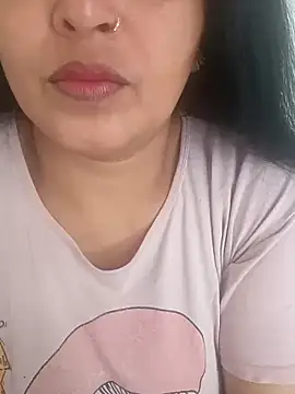 Snapshot of angel_ridhi chatting on November 18, 6:39 am angel ridhi online show from November 18, 6:39 am