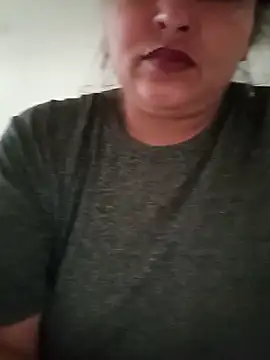 Snapshot of angel_ridhi chatting on June 6, 1:33 am angel ridhi online show from June 6, 1:33 am