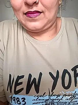 Snapshot of angel_ridhi chatting on May 9, 4:21 pm angel ridhi online show from May 9, 4:21 pm