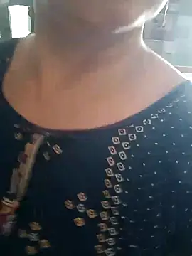 Snapshot of angel_ridhi chatting on May 23, 3:16 am angel ridhi online show from May 23, 3:16 am
