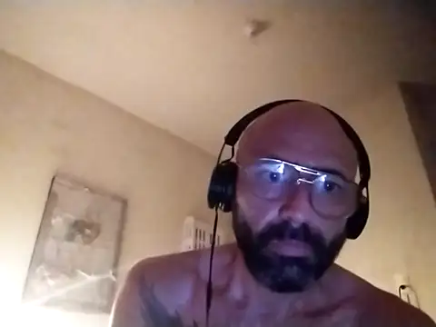 alex87daco online show from May 19, 5:47 am