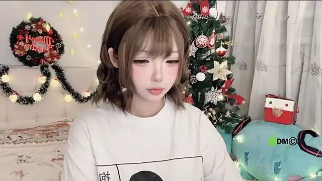 liuruyuan888 online show from December 21, 12:40 pm