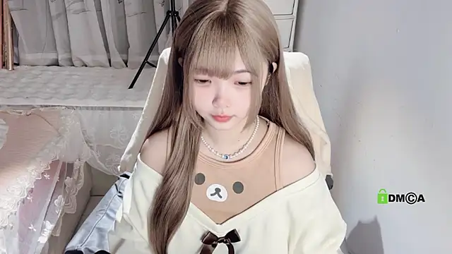 liuruyuan888 online show from April 4, 9:43 pm