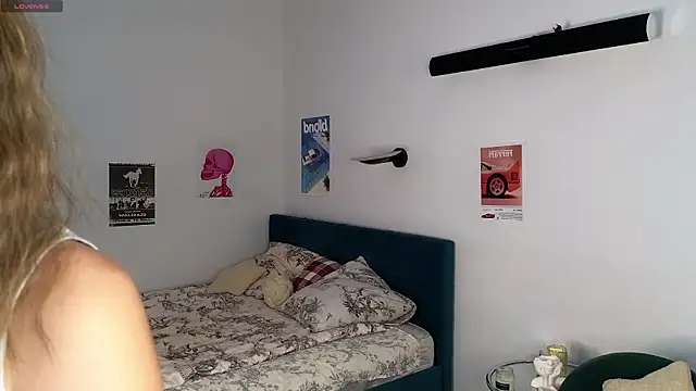 vixinp online show from February 6, 7:37 am