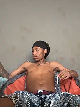 Snapshot of Tookey012 chatting on November 30, 11:00 am Tookey012 online show from November 30, 11:00 am