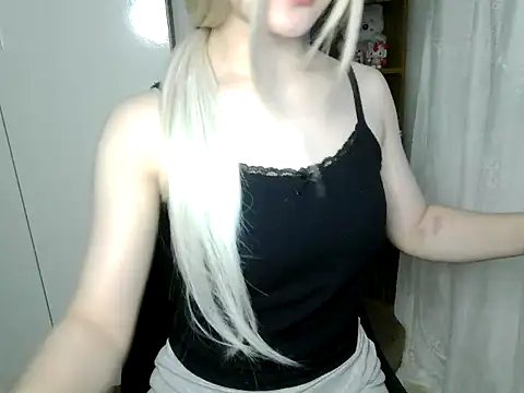 Annabelle-e online show from February 28, 4:17 pm