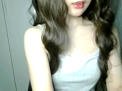 Annabelle-e online show from June 1, 5:23 pm