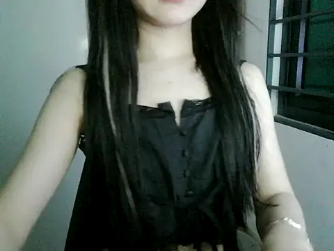 Snapshot of Annabelle-e chatting on October 12, 5:47 pm Annabelle-e online show from October 12, 5:47 pm