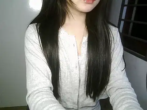 Annabelle-e online show from December 21, 4:30 pm