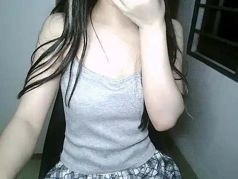 Snapshot of Annabelle-e chatting on September 10, 7:02 pm Annabelle-e online show from September 10, 7:02 pm