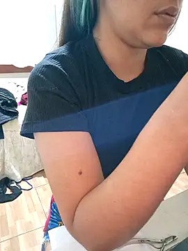 euahotmarii20 online show from October 14, 11:14 pm