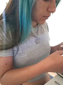 euahotmarii20 online show from September 23, 8:43 am