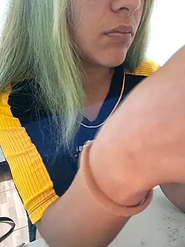 euahotmarii20 online show from November 14, 3:21 am