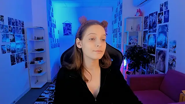 Snapshot of JenniferKiim chatting on March 3, 2:02 pm JenniferKiim online show from March 3, 2:02 pm