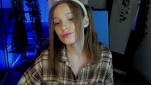 Snapshot of JenniferKiim chatting on September 9, 12:03 pm JenniferKiim online show from September 9, 12:03 pm