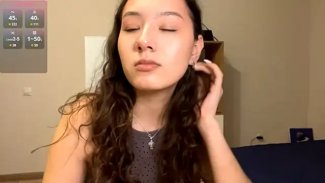 Sakuravice online show from October 6, 2:07 pm