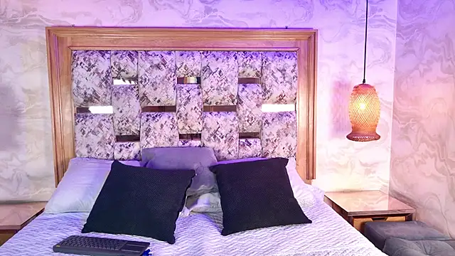 Snapshot of amy_greene chatting on February 24, 11:44 am amy greene online show from February 24, 11:44 am