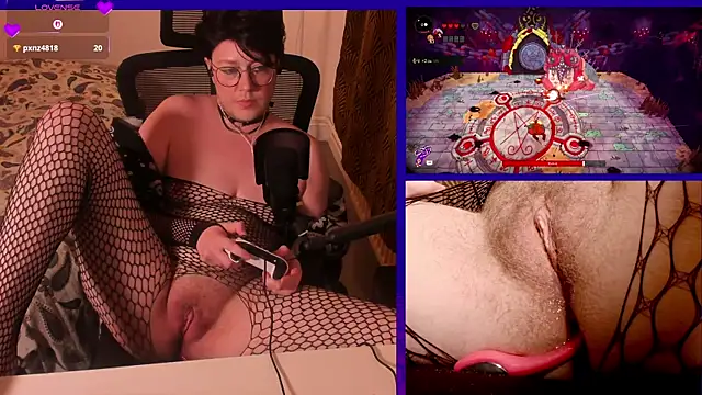 MossPrince online show from April 18, 7:07 pm