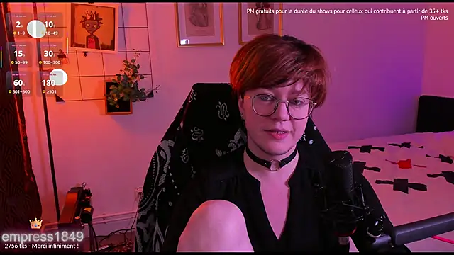 MossPrince online show from November 26, 5:57 pm