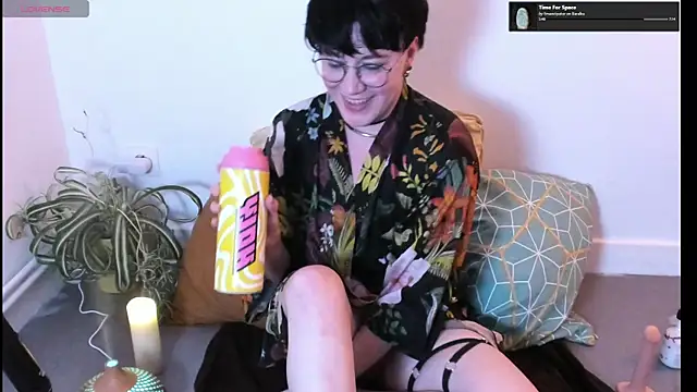 MossPrince online show from September 30, 7:42 pm