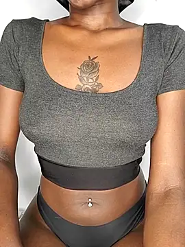 Snapshot of _Uphele chatting on September 22, 6:58 pm Uphele online show from September 22, 6:58 pm