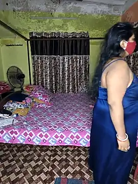 Smile-quien online show from November 30, 10:16 am